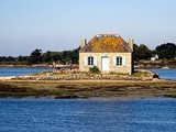 La petite Maison aux volets bleus du Morbihan