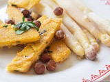Polenta croustillante, asperges et noisettes (vegan & sans gluten)