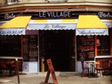 Comment faire des rencontres sur les terrasses parisiennes (sans se faire jeter)