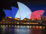 Pray for Paris : Les villes en Australie soutiennent la France