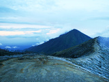 As dangerous as beautiful : Mt Kawa Ijen