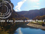 Une journée à Vallon-Pont-d’Arc en vidéo