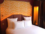 Idol Hotel