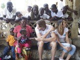 Pampers et l'Unicef unis depuis 10 ans contre le tétanos