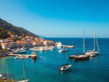 Se garer à Port-Miou à Cassis : guide complet du parking en 2026