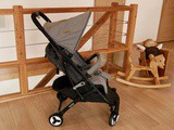 Poussette ultra compacte dès la naissance: la Squizz de Looping