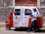 5 tours du monde insolites