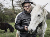 Week-end insolite en Mayenne : rencontre avec Frédéric Bonnand autour du cheval et de la botanique
